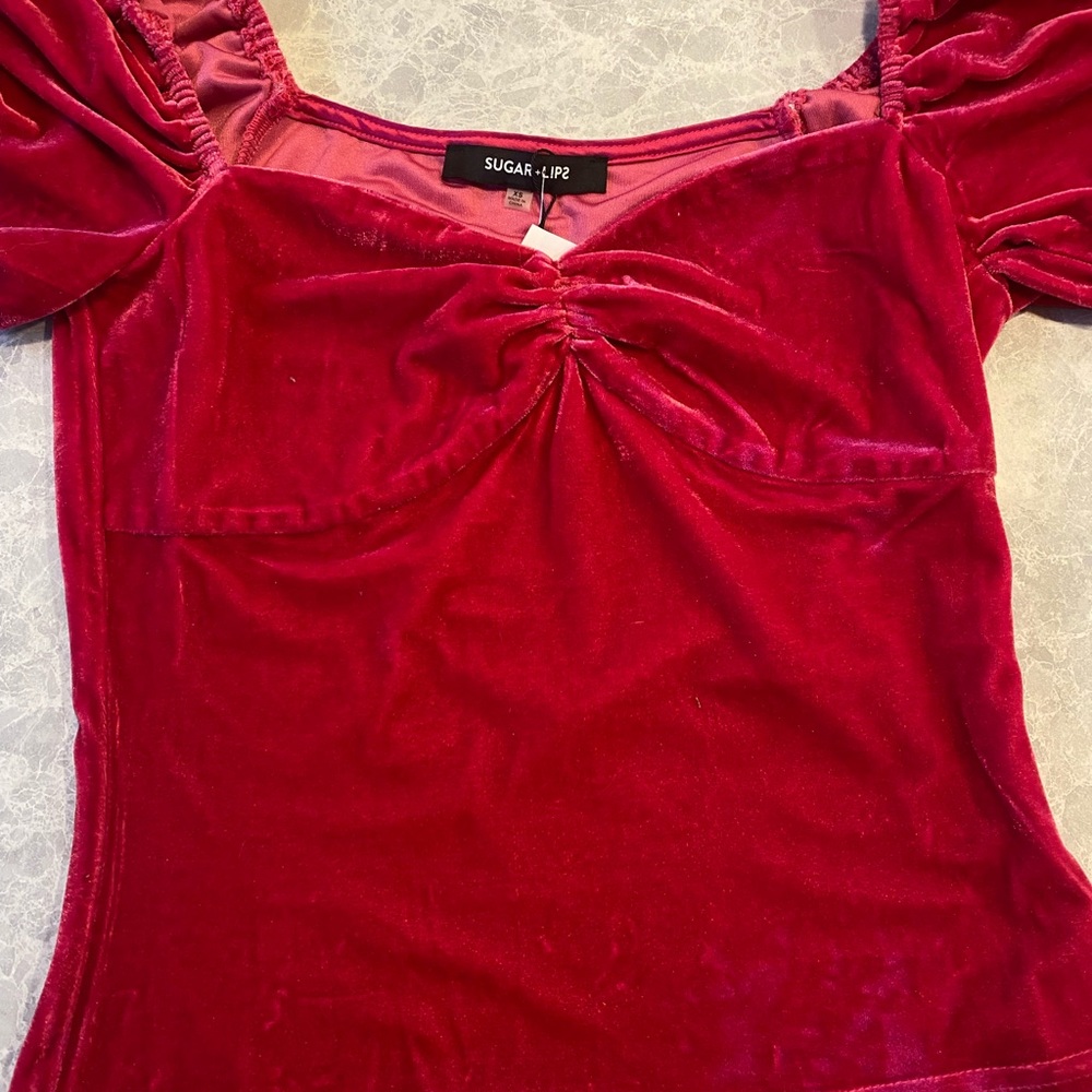 puff sleeve velvet pink top